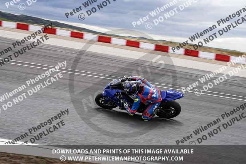 cadwell no limits trackday;cadwell park;cadwell park photographs;cadwell trackday photographs;enduro digital images;event digital images;eventdigitalimages;navarra;no limits trackdays;peter wileman photography;racing digital images;trackday digital images;trackday photos